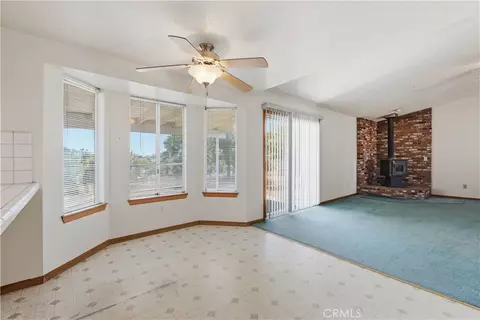 Living - 8451 Sky Hbr, Phelan, CA 92371 photo 6 of 9