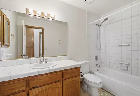 Bath - 8451 Sky Hbr, Phelan, CA 92371 photo 4 of 4