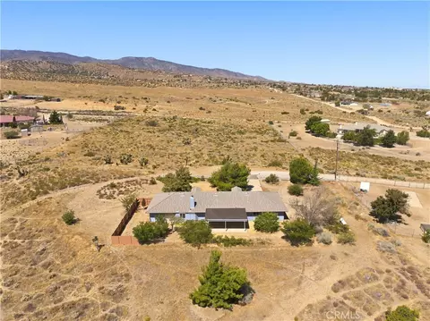 View/Area - 8451 Sky Hbr, Phelan, CA 92371 photo 4 of 5
