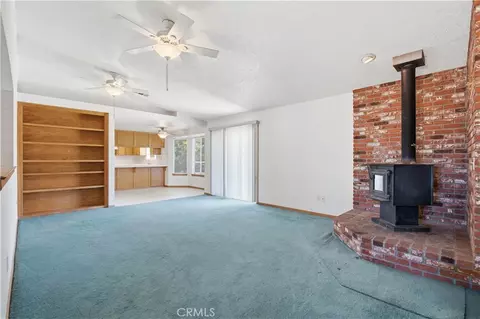 Living - 8451 Sky Hbr, Phelan, CA 92371 photo 8 of 9