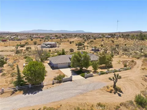 View/Area - 8451 Sky Hbr, Phelan, CA 92371 photo 1 of 5
