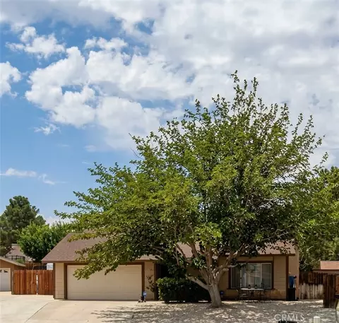 15016 Whitekirk, Victorville, CA 92394