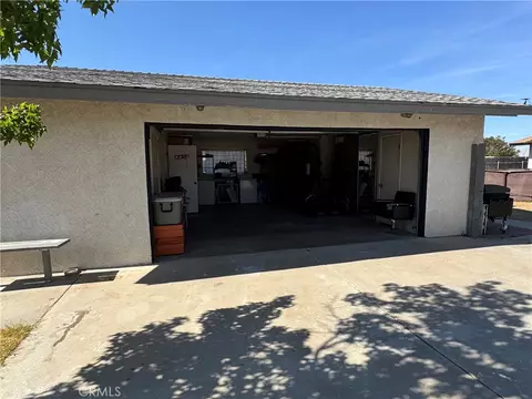Exterior - 11968 Bornite Ave, Hesperia, CA 92345 photo 10 of 13