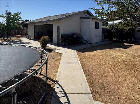 Exterior - 11968 Bornite Ave, Hesperia, CA 92345 photo 7 of 13