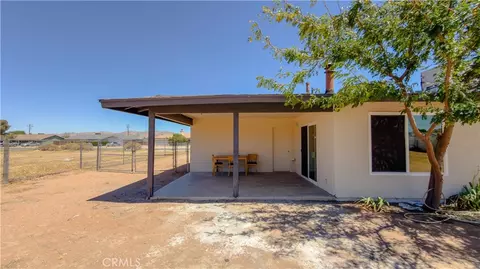 Exterior - 15576 Ute Rd, Apple Valley, CA 92307 photo 5 of 6