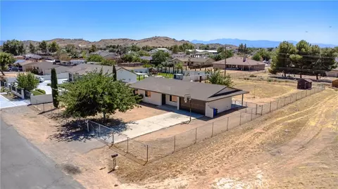 View/Area - 15576 Ute Rd, Apple Valley, CA 92307 photo 8 of 11