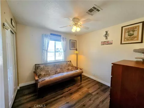 Bedroom - 10790 Jamul Rd, Apple Valley, CA 92308 photo 2 of 6