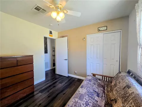 Bedroom - 10790 Jamul Rd, Apple Valley, CA 92308 photo 1 of 6