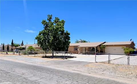 Exterior - 10790 Jamul Rd, Apple Valley, CA 92308 photo 16 of 16
