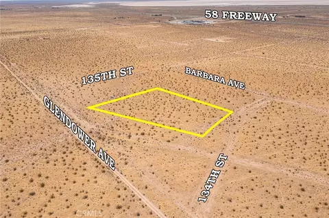 13400 Glendower Ave, Edwards, CA 93523 photo 3