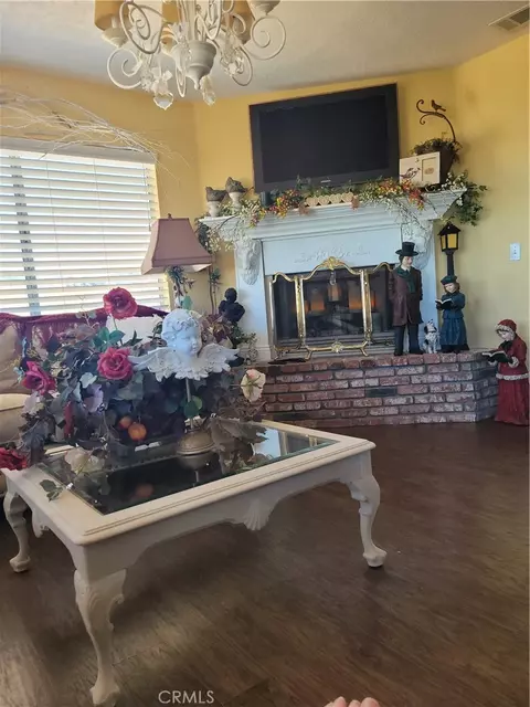 Living - 8934 Japatul Rd, Apple Valley, CA 92308 photo 1 of 3