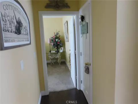 Entry Way - 8934 Japatul Rd, Apple Valley, CA 92308 photo 1 of 1