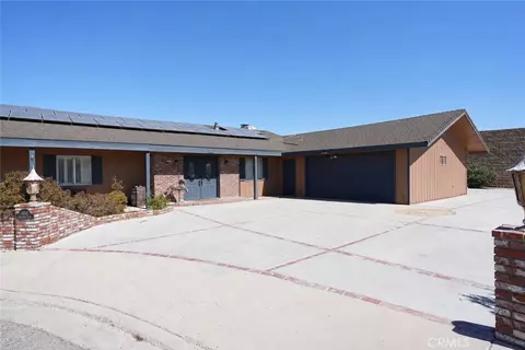 Exterior - 1041 Antelope Ln, Barstow, CA 92311 photo 2 of 5