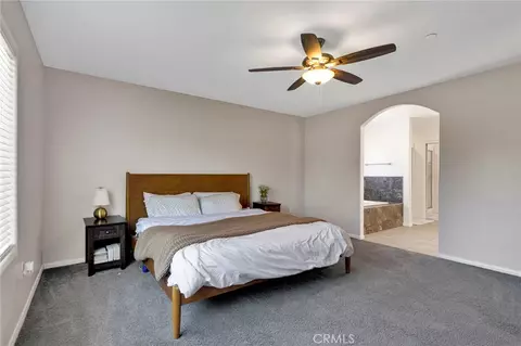 Bedroom - 17889 Sycamore, Hesperia, CA 92345 photo 2 of 3