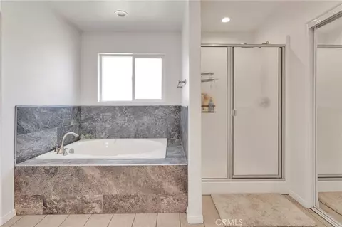Bath - 17889 Sycamore, Hesperia, CA 92345 photo 2 of 6