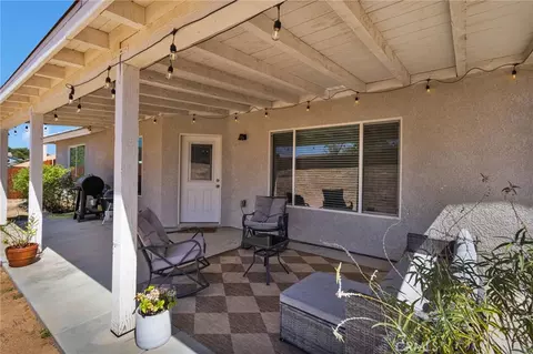 Exterior - 17889 Sycamore, Hesperia, CA 92345 photo 4 of 5