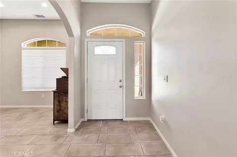 Entry Way - 17889 Sycamore, Hesperia, CA 92345 photo 1 of 10
