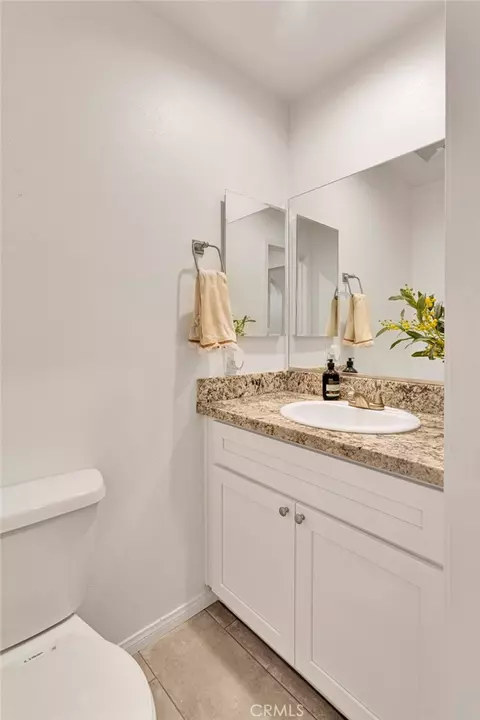Bath - 17889 Sycamore, Hesperia, CA 92345 photo 6 of 6
