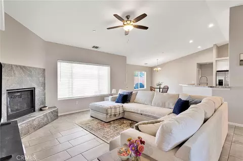 17889 Sycamore, Hesperia, CA 92345