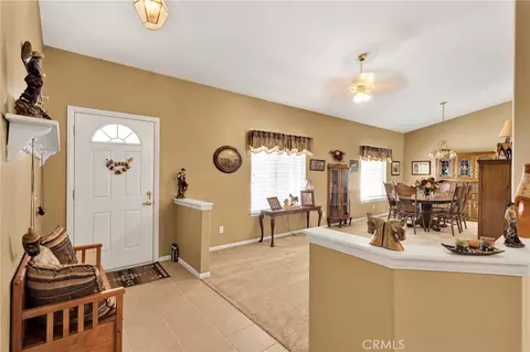 Entry Way - 14570 Gayhead, Apple Valley, CA 92307 photo 1 of 2