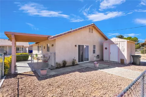 Exterior - 14570 Gayhead, Apple Valley, CA 92307 photo 4 of 12