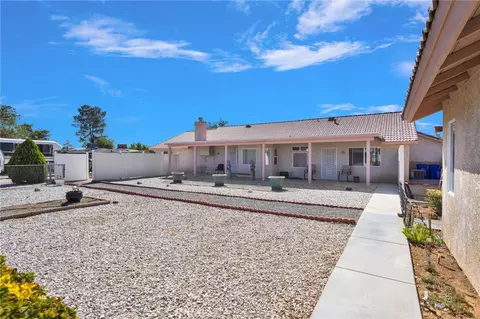 Exterior - 14570 Gayhead, Apple Valley, CA 92307 photo 5 of 12