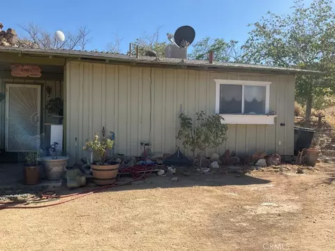 Exterior - 24335 Chuckawalla Rd, Apple Valley, CA 92307 photo 2 of 12