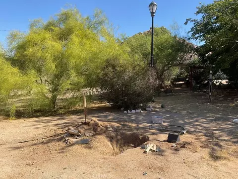 Exterior - 24335 Chuckawalla Rd, Apple Valley, CA 92307 photo 9 of 12