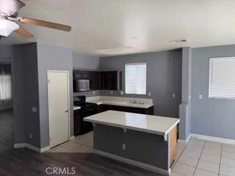 Entry Way - 13178 Pacific Ter, Victorville, CA 92392 photo 1 of 1