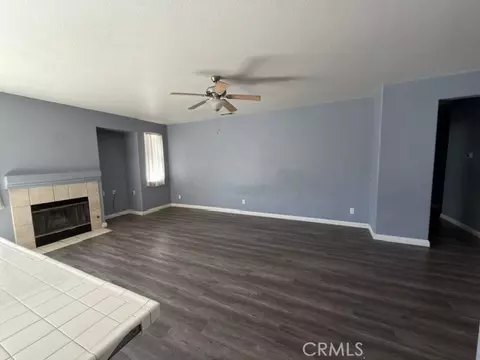 Living - 13178 Pacific Ter, Victorville, CA 92392 photo 9 of 10