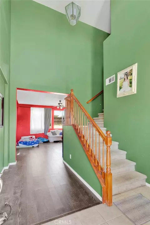 Entry Way - 13896 Nettle, Hesperia, CA 92344 photo 2 of 4