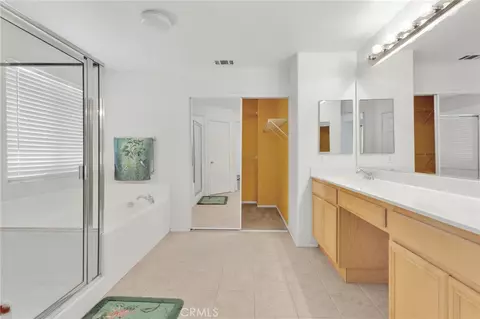 Bath - 13896 Nettle, Hesperia, CA 92344 photo 2 of 6