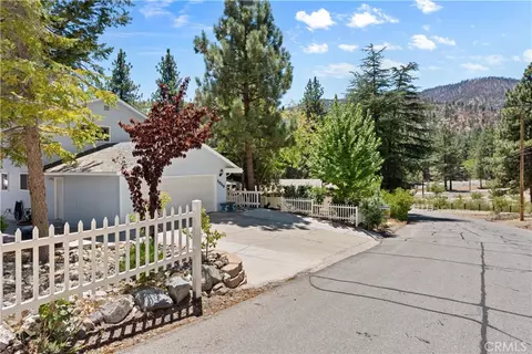 Exterior - 1025 Rivera, Wrightwood, CA 92397 photo 2 of 14