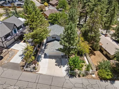 View/Area - 1025 Rivera, Wrightwood, CA 92397 photo 5 of 6