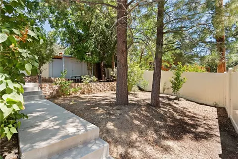 Exterior - 1025 Rivera, Wrightwood, CA 92397 photo 12 of 14