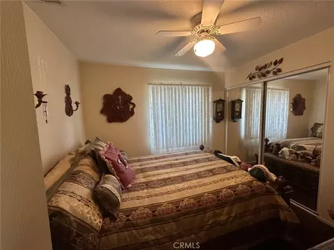 Bedroom - 22122 Goshute, Apple Valley, CA 92307 photo 1 of 2