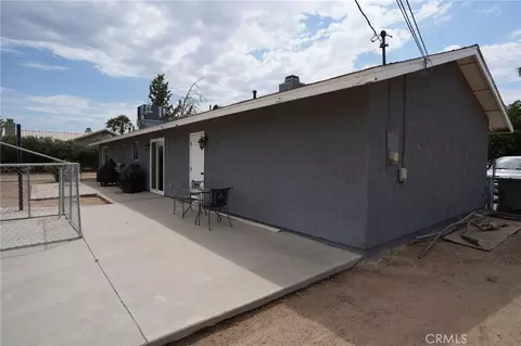 Exterior - 11385 Shahaptain Rd, Hesperia, CA 92345 photo 10 of 10