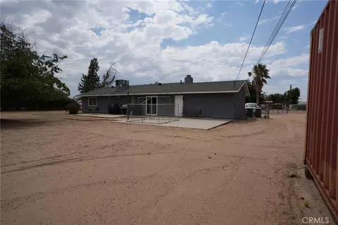 Exterior - 11385 Shahaptain Rd, Hesperia, CA 92345 photo 9 of 10