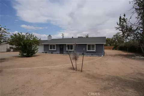 Exterior - 11385 Shahaptain Rd, Hesperia, CA 92345 photo 4 of 10
