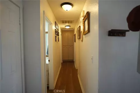 Entry Way - 11385 Shahaptain Rd, Hesperia, CA 92345 photo 1 of 1