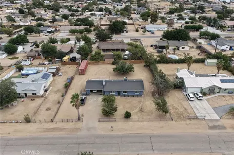 View/Area - 11385 Shahaptain Rd, Hesperia, CA 92345 photo 3 of 5