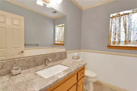 Bath - 26644 Timberline, Wrightwood, CA 92397 photo 7 of 8