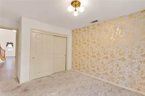 Bedroom - 26644 Timberline, Wrightwood, CA 92397 photo 2 of 6