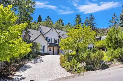 Exterior - 26644 Timberline, Wrightwood, CA 92397 photo 3 of 10