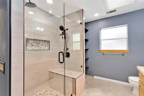 Bath - 26644 Timberline, Wrightwood, CA 92397 photo 6 of 8
