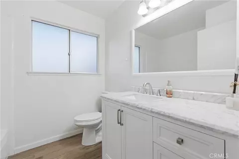 Bath - 1012 Peg St, Ridgecrest, CA 93555 photo 2 of 3
