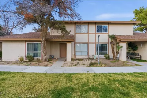 Exterior - 1012 Peg St, Ridgecrest, CA 93555 photo 1 of 4
