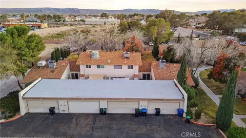View/Area - 1012 Peg St, Ridgecrest, CA 93555 photo 7 of 9