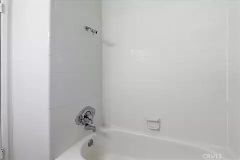 Bath - 1012 Peg St, Ridgecrest, CA 93555 photo 3 of 3