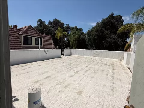 Exterior - 637 S Buena Vis, Redlands, CA 92373 photo 4 of 19